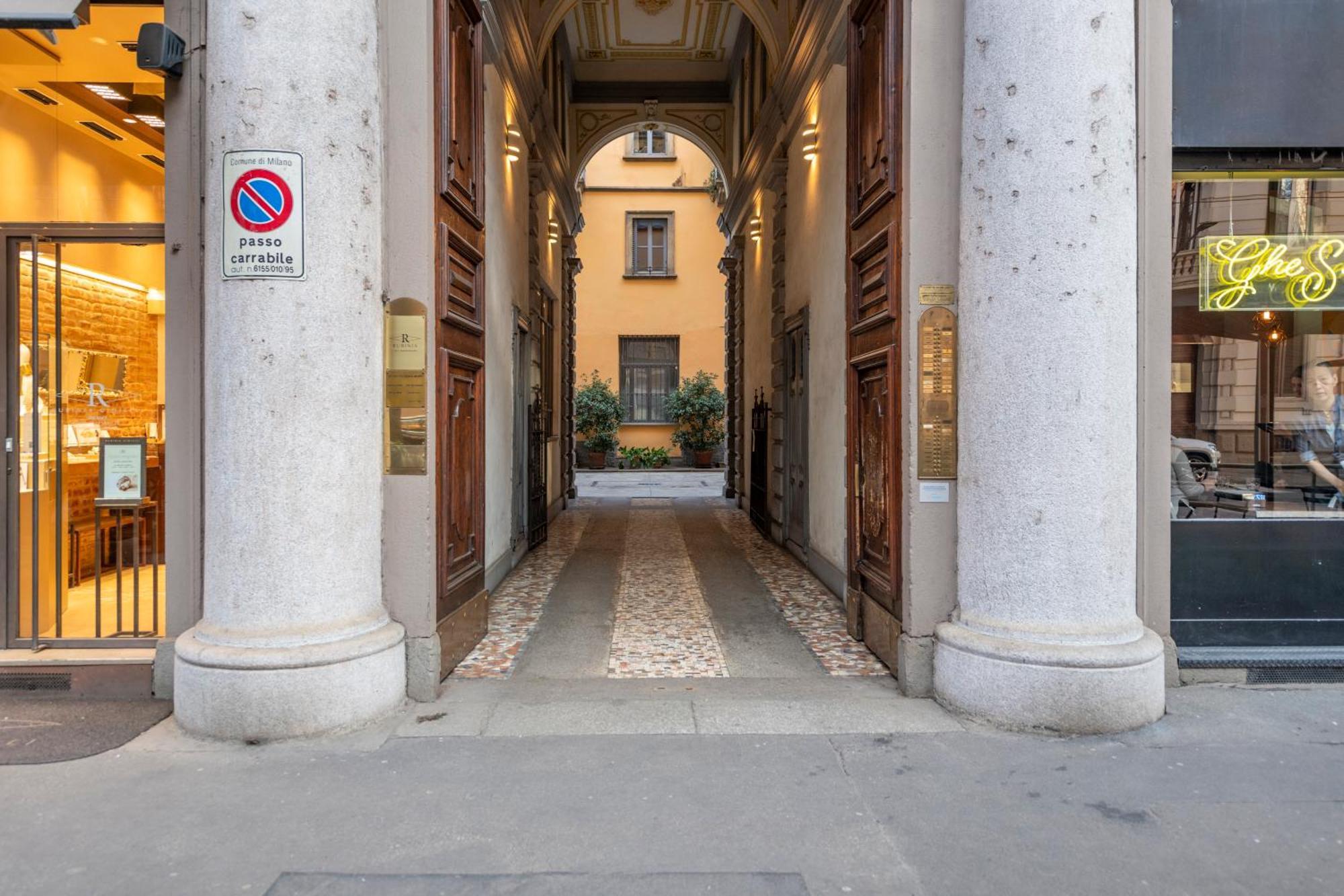 Bright Mini Studio In The Heart Of Milan — Photos 3